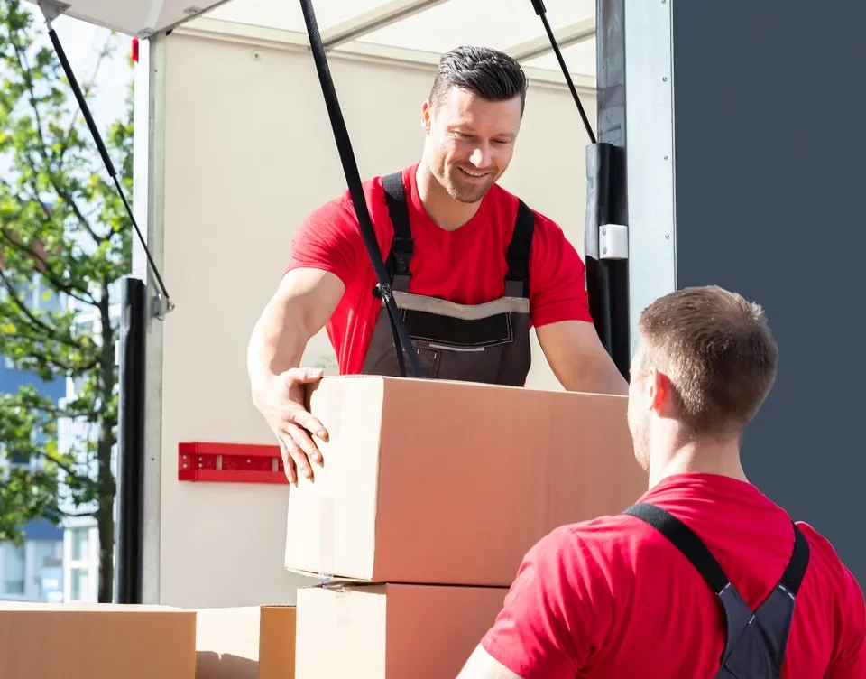 Tips Before Hiring a Professional Moving Company