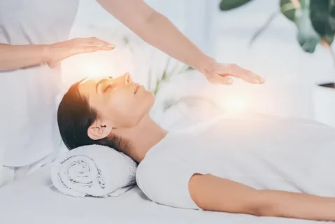 Top Benefits of Choosing Professional Reiki Healing Services